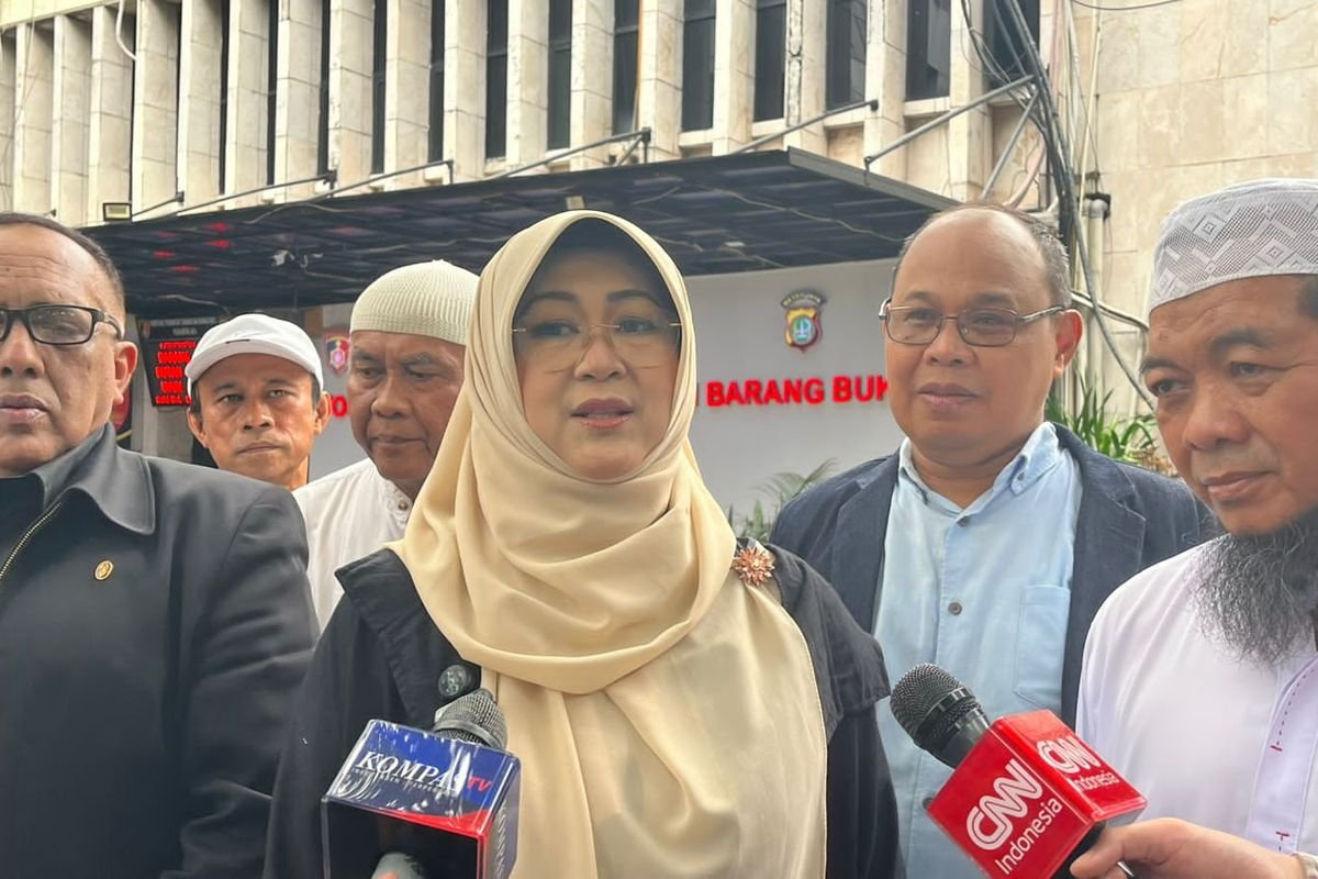Jalani Pemeriksaan sebagai Tersangka, Dokter Tifauzia Mengaku Tak Gentar