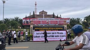 Koalisi Advokasi Muara Kate Aksi di Mapolda Kaltim, Ini 7 Tuntutan yang Disampaikan
