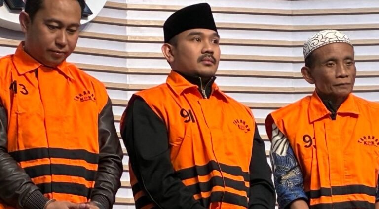 Mengenal Ijon Proyek, Modus Korupsi yang Diduga Dilakukan Bupati Bekasi Ade Kuswara
