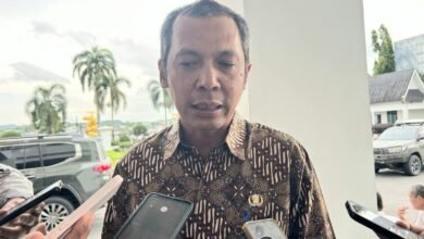 Kepala Dinas PUPR-PERA Kaltim, Aji Muhammad Fitra Firnanda, menegaskan bahwa progres pembangunan saat ini berada di tahap akhir meski menghadapi pemangkasan anggaran. (IST)
