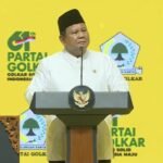 Di HUT Golkar, Prabowo Sebut Bahlil Cerdas