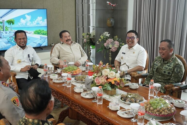 Wali Kota Samarinda Andi Harun Sambut Kehadiran Jaksa Agung Burhanuddin