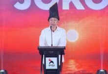 Jokowi hadir menyampaikan pidato dan arahan dalam Rapat Kerja Nasional (Rakernas) perdana Partai Solidaritas Indonesia (PSI)