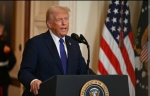 Seniman Global Ramai Ramai Tinggalkan Kennedy Center Usai Nama Trump Disematkan