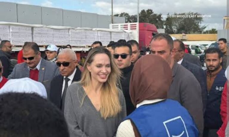 Kunjungi Perbatasan Gaza Mesir, Angelina Jolie Tegaskan Komitmen Kemanusiaan untuk Palestina
