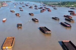 Usai Tabrakan Tongkang Berulang, Pemprov Kaltim Komitmen Penuh Benahi Tata Kelola Pelayaran Sungai Mahakam
