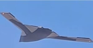 China Kembangkan Drone Militer Berbasis AI, Tiru Perilaku Elang dan Merpati