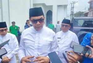 Usai Shalat Jumat, Andi Harun Resmikan Renovasi Masjid Raya Darussalam