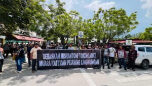 Amukan Baka Lakukan Aksi, Mendesak Vonis Bebas Misran Toni Tokoh Adat Yang di Tersangkakan dalam Tragedi Muara Kate