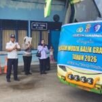 Polresta Samarinda Berangkatkan 152 Warga Ikut Mudik Gratis ke Balikpapan