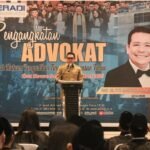 Wali Kota Andi Harun Bekali Calon Advokat PERADI Samarinda, Tekankan Integritas dan Penguasaan Hukum
