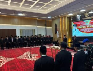 Andi Harun Lantik Neneng, Sekda Baru Hadapi Beratnya Kondisi Fiskal Daerah