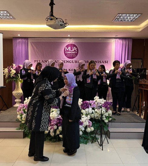 El-Nova Saefuddin Zuhri Lantik Pengurus MUA Community 2026–2029, Dorong Peran Industri Kreatif