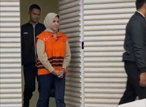 Jaksa KPK Tuntut Dayang Donna Penjara 6 Tahun 10 Bulan dalam Kasus Suap IUP