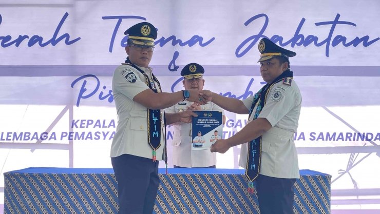 Serah terima jabatan (sertijab) Kepala Lembaga Pemasyarakatan (Lapas) Narkotika Samarinda