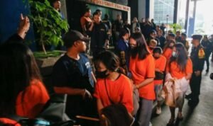 Polri Buru Bos Judi Online Hayam Wuruk, Usut Sponsor hingga Aliran Dana
