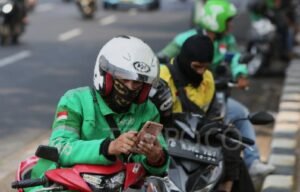 Danantara Masuk Industri Ojol, Celios Ingatkan Potensi Persaingan Tidak Sehat