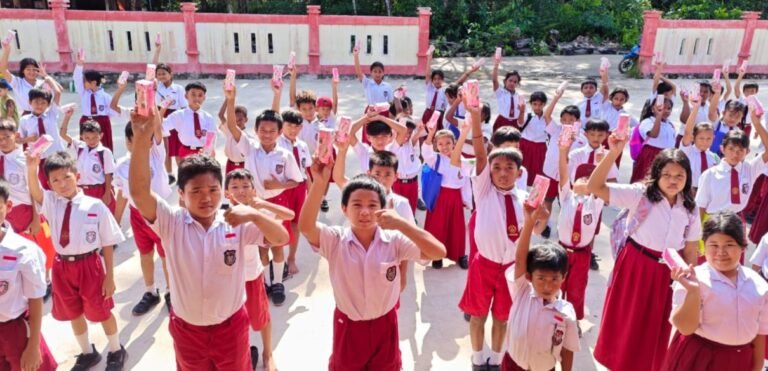 PT KSD Salurkan Susu Gizi untuk Anak Sekolah di Kutai Barat melalui Program Susu Sehat