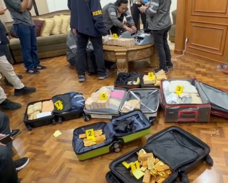 Febrie Adriansyah Minta Kejagung Kembalikan Emas 74 Kg dan Uang Ratusan Miliar