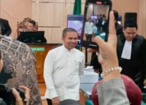 Vonis Abdul Wahid: Hakim Pengadilan Tipikor Pekanbaru Menjatuhkan Hukuman 2 Tahun Penjara