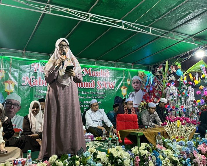 Maulid Nabi di RT 104 Samarinda, EL Nova Ajak Warga Perkuat Kerukunan dan Kepedulian