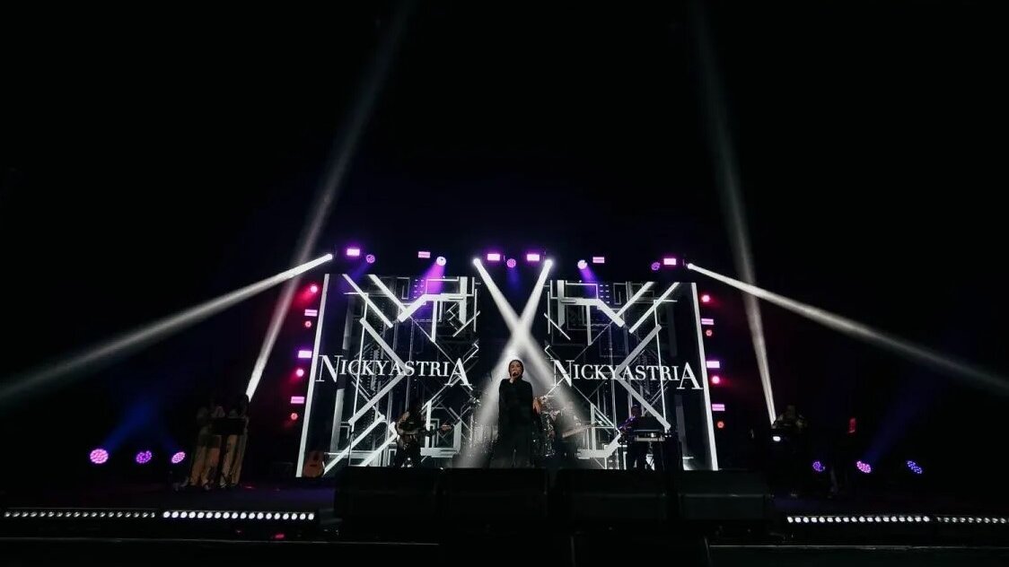 Gelar Konser Nicky Astria Rayakan 42 Tahun Bermusik