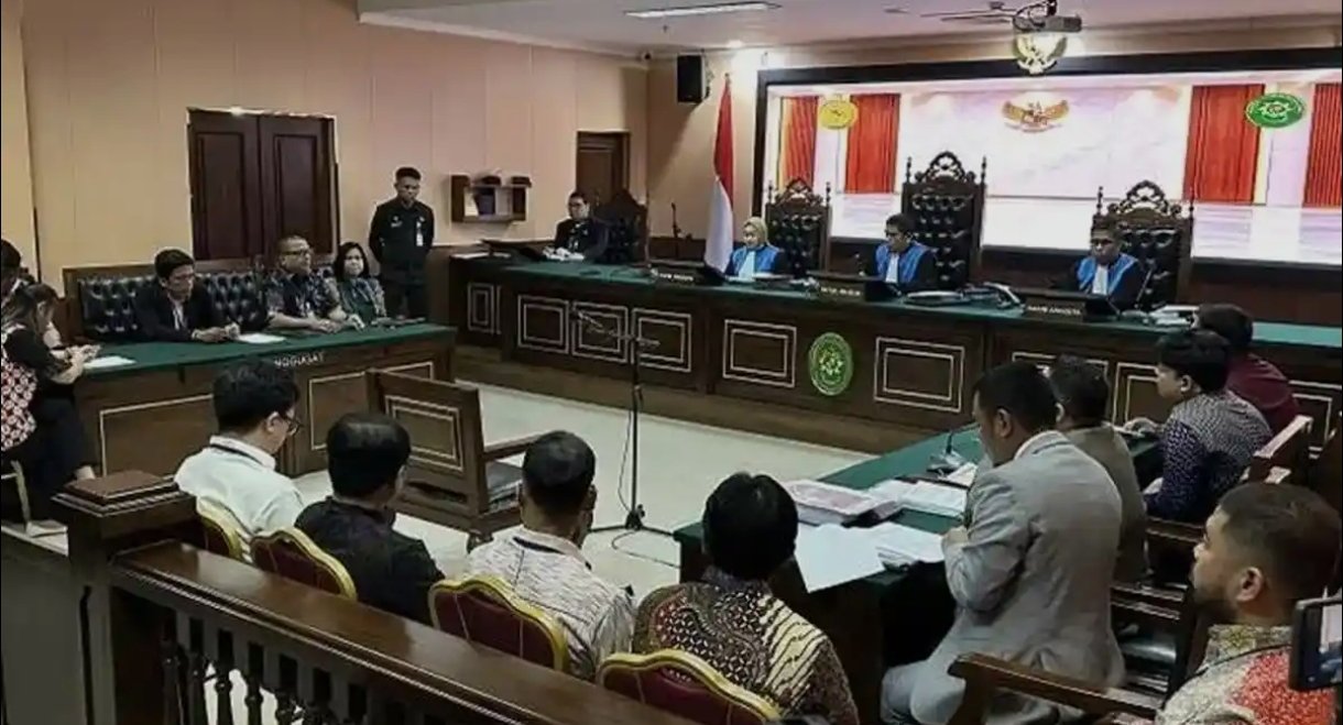 PTUN Jakarta Sidangkan Gugatan Ijazah Gibran, Denny Indrayana Walk Out