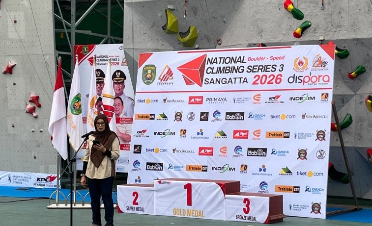 Ketua FPTI Kalimantan Timur, E.L. Nova Saefuddin Zuhri  menghadri kegiatan National Climbing Series 3 Bupati Kutai Timur Cup V Tahun 2026. Di Sport Climbing, Bukti Pelangi Sabtu (10/10/2026).